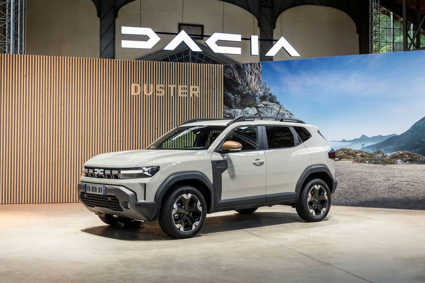 VIDEO&FOTO Dacia Duster și Bigster cu tracțiune 4x4 automată înlocuiesc oficial vechea tracțiune 4x4 manuală