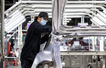 „Tesla Model Y pentru săraci” a fost lansat oficial și va fi construit în Europa FOTO
