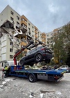 FOTO Proprietarii automobilelor distruse în explozia din Capitală primesc de la Primărie abonamente gratuite pe transportul public