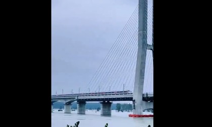 Viteză record pentru un tren chinezesc VIDEO