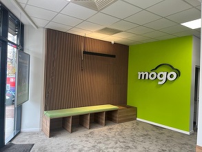 Mogo deschide în România prima sucursală la nivel național