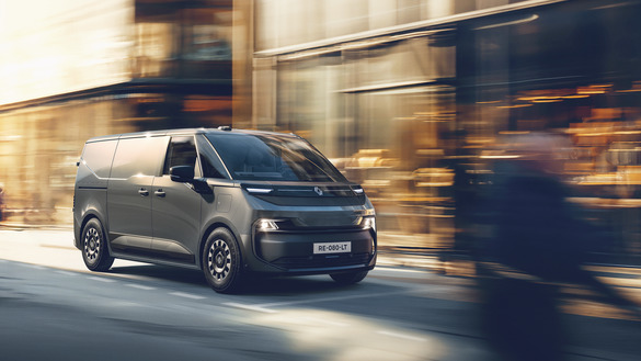 Renault lansează noul Renault Trafic Van E-Tech electric FOTO
