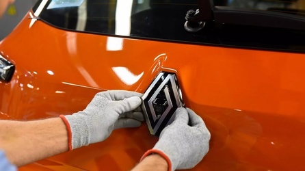 Renault investește peste 600 milioane de euro într-un complex industrial FOTO