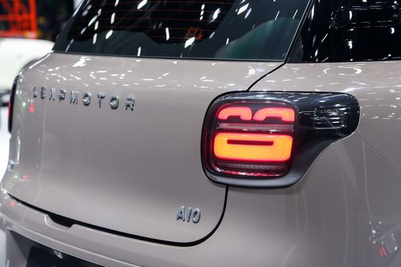 Leapmotor a dezvăluit un nou model de oraș, cu nume schimbat pentru Europa FOTO