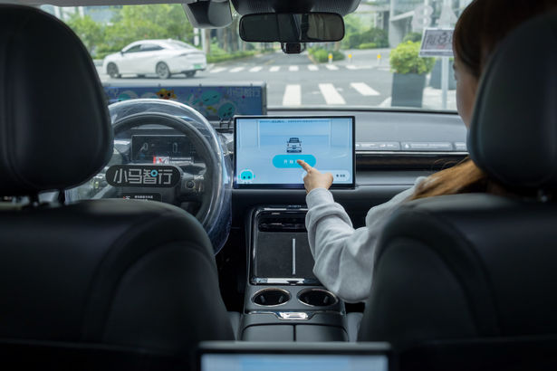 Bolt va lansa servicii de robotaxi în Europa cu tehnologie Pony.ai