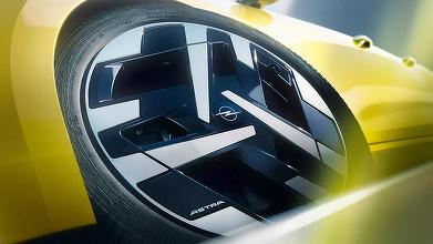 Primele imagini cu noul Opel Astra facelift FOTO