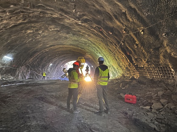 Umbrărescu - pe 11 fronturi active la „Tunelurile pentru urși” FOTO&VIDEO