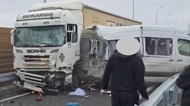 Tronson de autostradă, închis deja în România la scurt timp după deschidere. Accident la câteva minute după deschiderea drumului