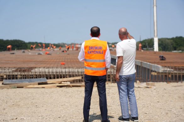VIDEO&FOTO Singura autostradă construită în România de chinezi avansează. În vară erau prezentate probleme 
