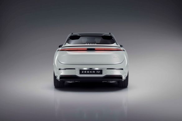 Zeekr, prezent și în România, lansează modelul 7GT - FOTO