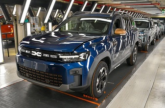 ULTIMA ORĂ Vești proaste din industria auto: Producția uzinei Dacia a scăzut drastic în decembrie. România a fabricat mai puține mașini în 2025