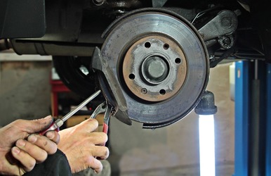Mărcile auto cu cele mai multe rechemări în service. Mercedes a fost detronată