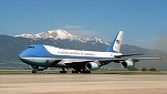 Air Force One - probleme tehnice la scurt timp după ce decolase către Davos cu delegația lui Donald Trump. Președintele SUA și-a reluat călătoria în aeronava de rezervă
