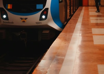 Sate de lângă București cer metrou