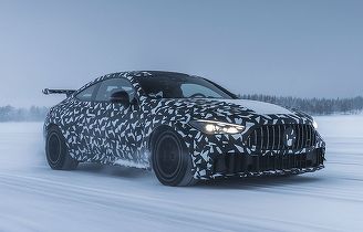 Mercedes-AMG pregătește un nou model FOTO