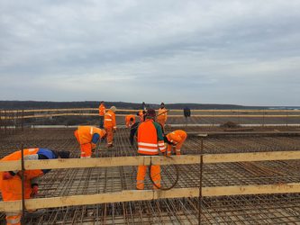 VIDEO&FOTO Presiune pe Autostrada Bucureștiului.  "Iarna aceasta a venit iarna". Autoritățile cer constructorului pe lotul 3 Nord creșterea mobilizării astfel încât din vară să putem circula intre A3 și A2 la nivel de autostradă
