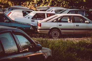 Fraudă masivă și în România cu mașini avariate din SUA, reparate superficial și revândute ca noi