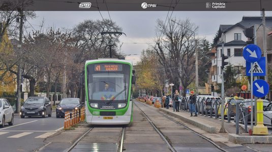 Nu pot fi amendați în autobuz/tramvai. STB nu îi poate amenda pe "blatiștii" care au cărți de identitate electronice