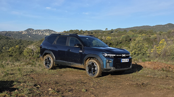 FOTO&VIDEO Test Drive în premieră cu noile Dacia Duster și Bigster Hybrid G 4x4 