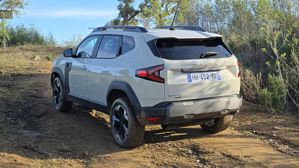 FOTO&VIDEO Test Drive în premieră cu noile Dacia Duster și Bigster Hybrid G 4x4 