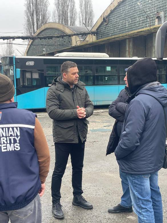 VIDEO&FOTO Ciucu, îngrozit de cum se lucrează la STB după o vizită neanunțată la autobază