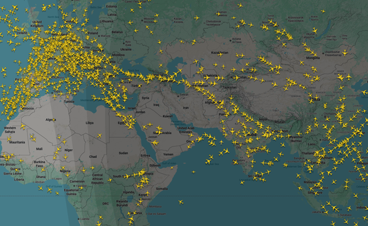 FOTO Haos în traficul aerian la nivel mondial, după închiderea nodurilor vitale din Golful Persic