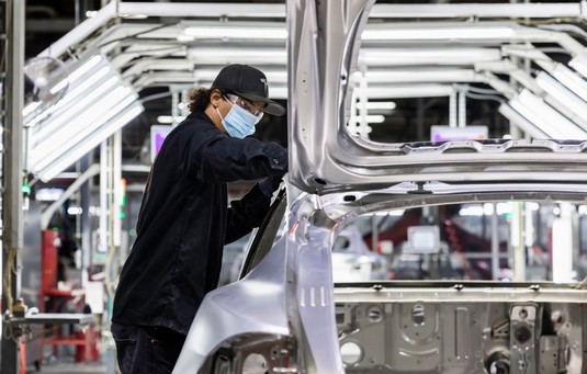 Tesla atinge nivelul de «mega durere», definit de Elon Musk pentru BYD, ca producție la Berlin. Cade sub pragul de rentabilitate de 50%