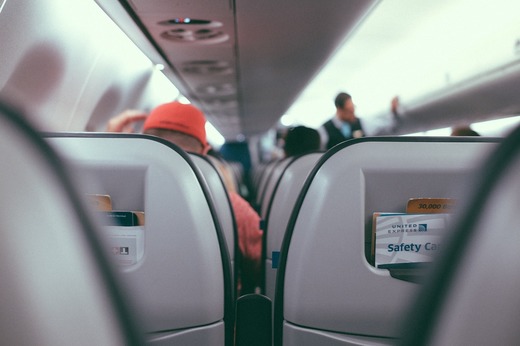 Explozie la prețurile biletelor de avion din Orientul Mijlociu. Sunt bilete vândute și cu 13.000 de euro