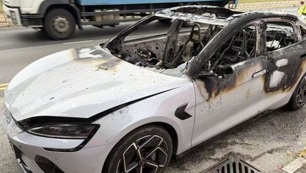 O mașină BYD Seal incendiată în China arată nivelul de protecție al bateriei Blade