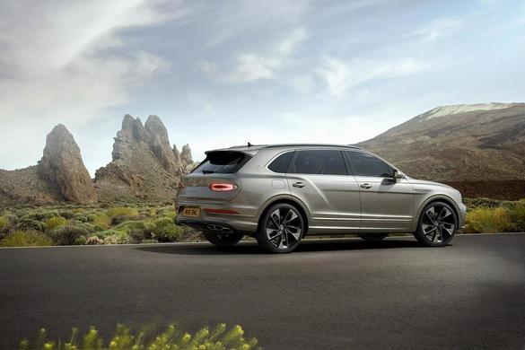 Gama Bentley Bentayga se extinde FOTO