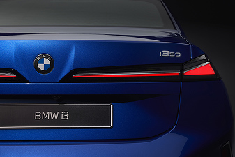  FOTO&VIDEO Premieră mondială - Noul BMW i3 va avea 900 km autonomie - Corespondență din Munchen