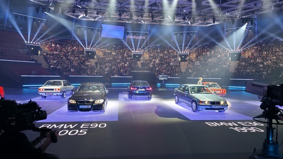  FOTO&VIDEO Premieră mondială - Noul BMW i3 va avea 900 km autonomie - Corespondență din Munchen