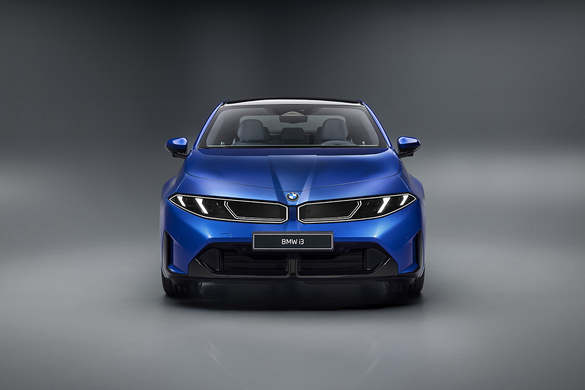  FOTO&VIDEO Premieră mondială - Noul BMW i3 va avea 900 km autonomie - Corespondență din Munchen