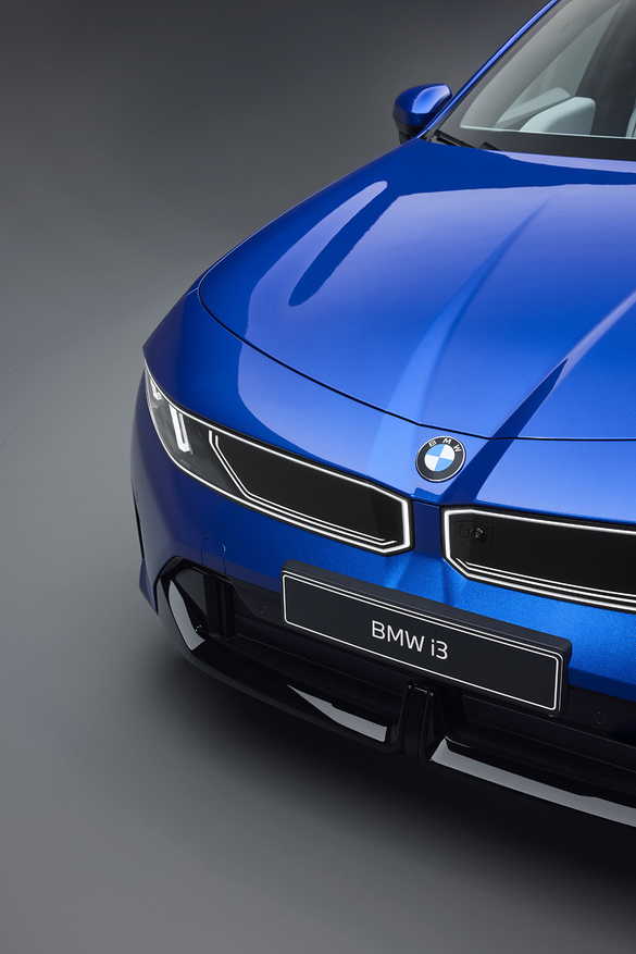  FOTO&VIDEO Premieră mondială - Noul BMW i3 va avea 900 km autonomie - Corespondență din Munchen