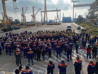 VIDEO Protest spontan la Damen Mangalia. Angajații, fără salarii de peste trei luni