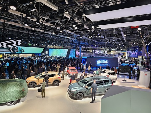 Marea confruntare - Stellantis și Renault Group pregătesc revanșa de la Salonul Auto din Paris