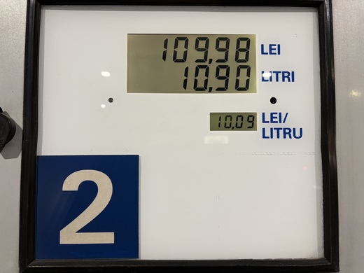 ULTIMĂ ORĂ Benzina se scumpește iar. Prețul motorinei s-a majorat cu 80 de bani/l de la începutul săptămânii