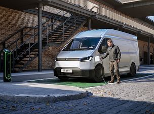 FOTO Ford anunță un nou Transit electric pentru livrări urbane