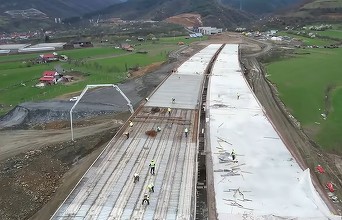 VIDEO Start la primul tunel de autostradă care intră în Valea Oltului