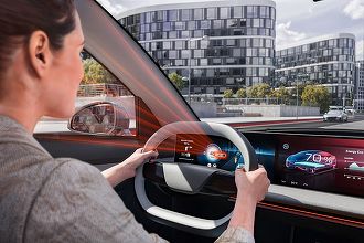 FOTO Comandă majoră pentru ecranul auto cu camera invizibilă inventat la Timișoara 