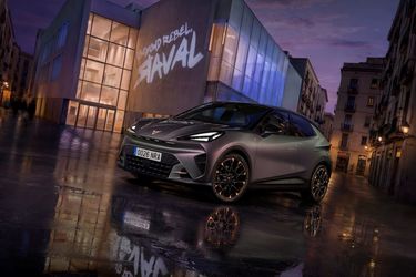 FOTO Cupra a dezvăluit modelul electric Raval, derivat din ID.Polo