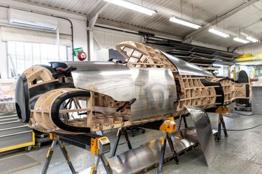 VIDEO&FOTO Mașină sau avion? Auto Union Lucca a fost recreată după poze și documente de când era "cea mai rapidă din lume"