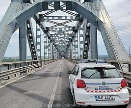 Traficul rutier pe podul Giurgiu-Ruse, dirijat prin piloți