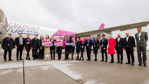 VIDEO Wizz Air, gata să poarte numele Swing Airlines: Brandul a fost ales de oamenii de pe stradă. Nu voiam să fim încă o companie aeriană alb-albastru-roșu. Erau incredibil de plictisitoare!