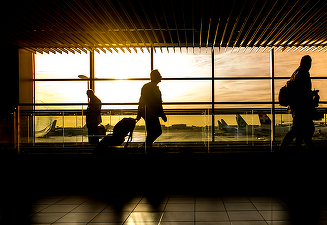 Val de zboruri anulate pe aeroporturi din România