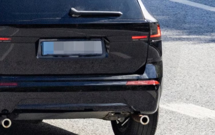 FOTO SPION Schimbări majore la Volvo XC60 PHEV, pentru a rezista pe piață