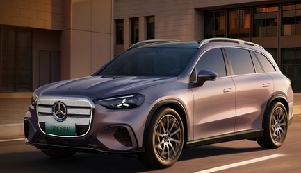 FOTO Mercedes GLC EQ de China, mai ieftin cu aproape 20.000 de euro