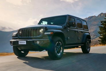 Jeep - operațiune de rechemare la service pentru 1,3 milioane de SUV-uri din cauza unei conexiuni electrice defectuoase
