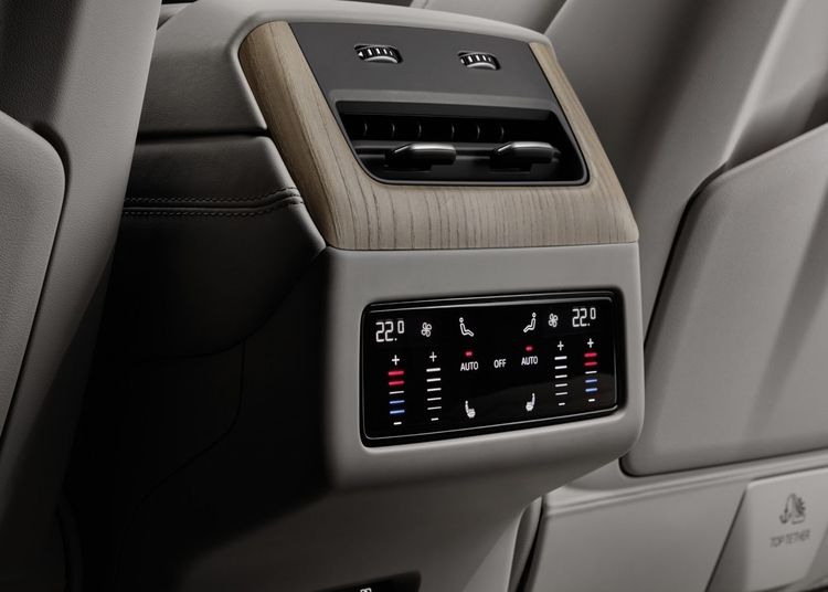FOTO Noua generație a celui mai cunoscut SUV Audi, dezvăluită în premieră. Motoare diesel care sfidează legislația UE