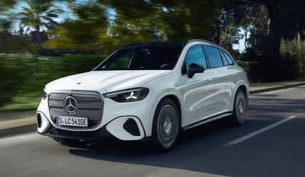 Mercedes-Benz lansează două versiuni mai ieftine ale SUV-ului GLC